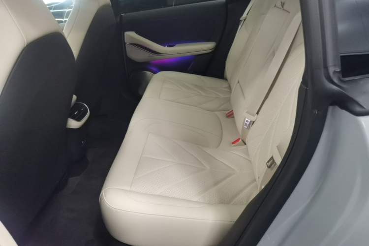 Used Nio ET5T 2025 75 kWh Touring Left Rear Seat