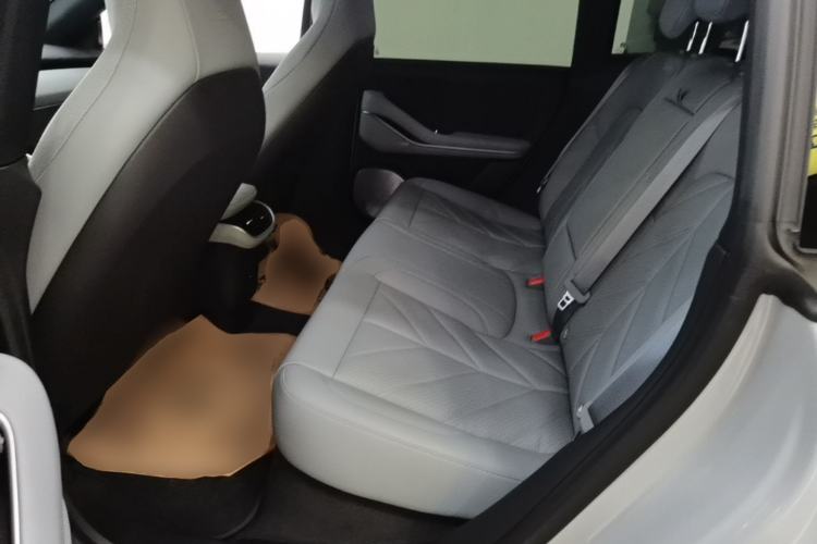 Used Nio ET5T 2025 75 kWh Touring Left Rear Seat