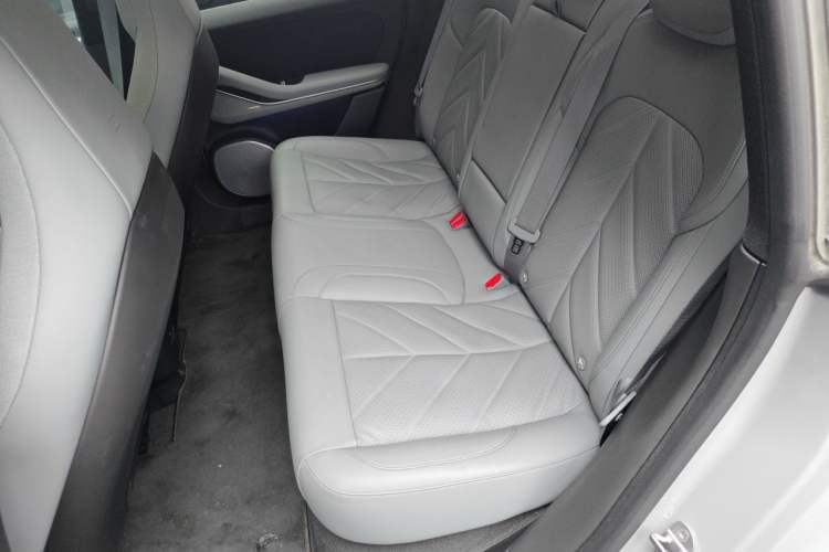 Used Nio ET5T 2025 75 kWh Touring Left Rear Seat