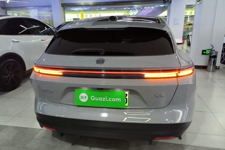 Used Nio ET5T 2025 75 kWh Touring Rear