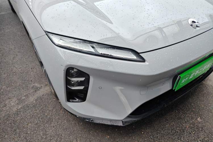 Used Nio ET5T 2025 75 kWh Touring Right Front Headlight