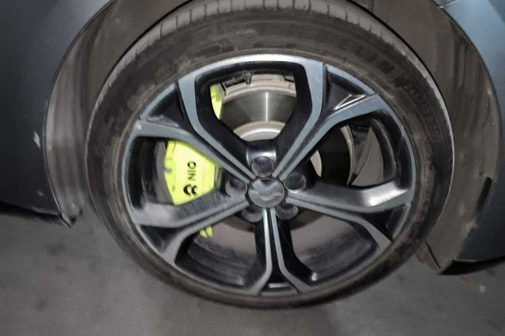 Used Nio ET5T 2025 75 kWh Touring Right Front Wheel Hub