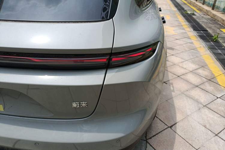 Used Nio ET5T 2025 100kWh Touring Right Rear Taillight
