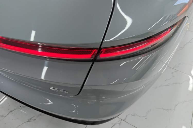 Used Nio ET5T 2025 75 kWh Touring Right Rear Taillight