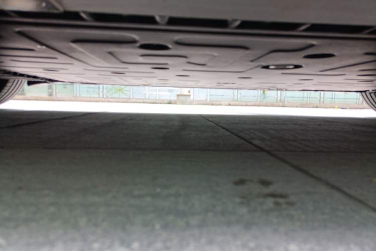 Used Nio ET5T 2025 100kWh Touring Right Side Sill