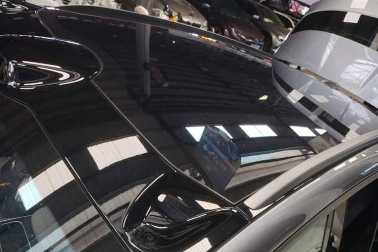 Used Nio ET5T 2025 75 kWh Touring Roof