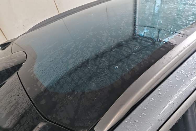 Used Nio ET5T 2025 75 kWh Touring Roof
