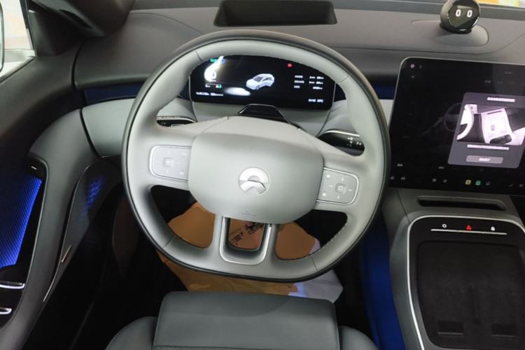 Used Nio ET5T 2025 75 kWh Touring Steering Wheel