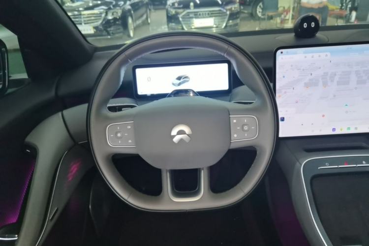 Used Nio ET5T 2025 75 kWh Touring Steering Wheel