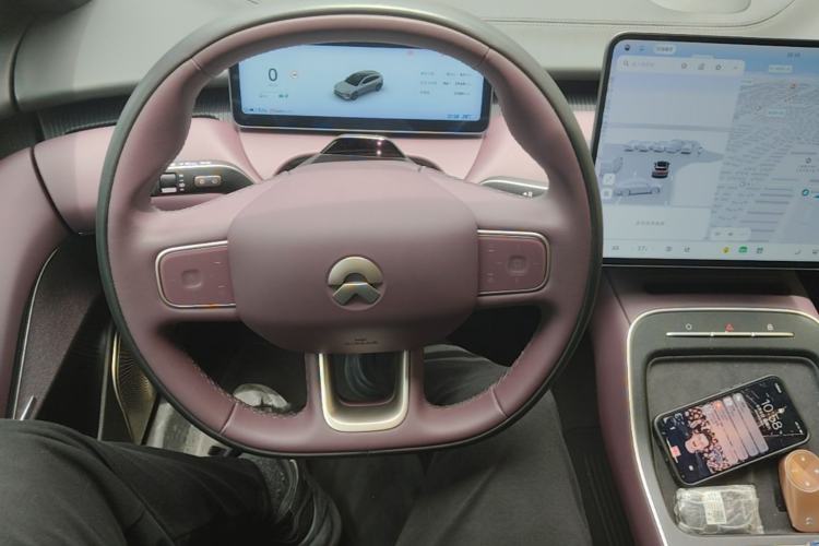 Used Nio ET5T 2025 75 kWh Touring Steering Wheel