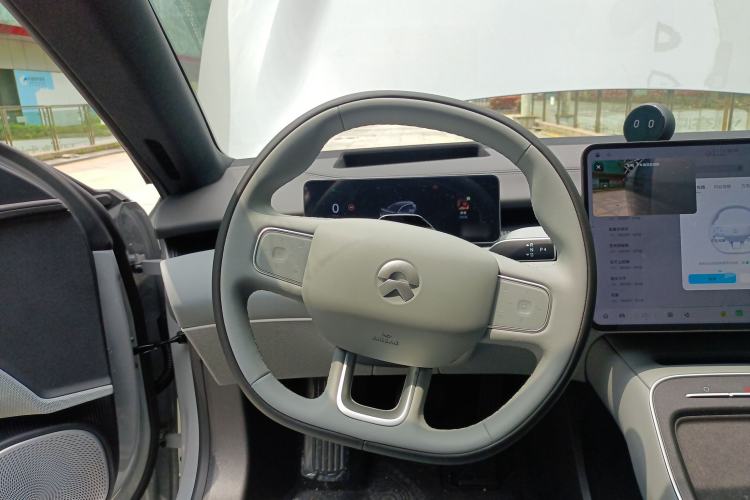 Used Nio ET5T 2025 100kWh Touring Steering Wheel