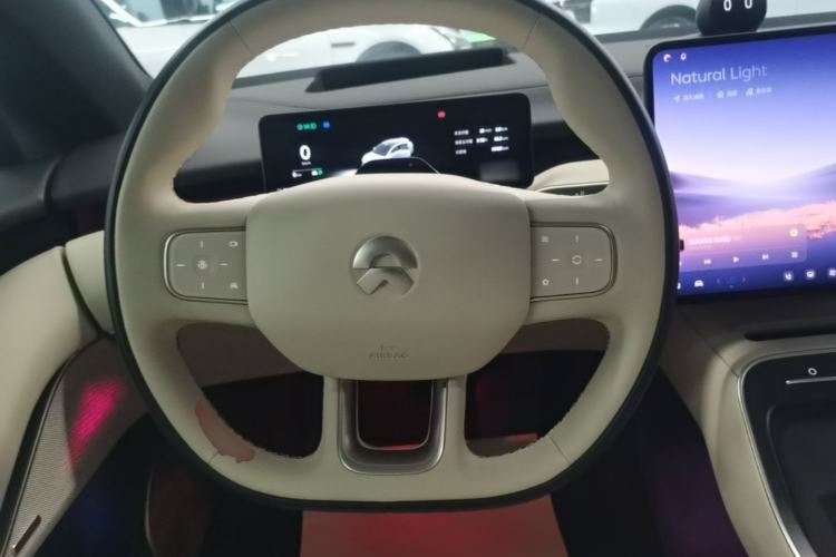 Used Nio ET5T 2025 75 kWh Touring Steering Wheel