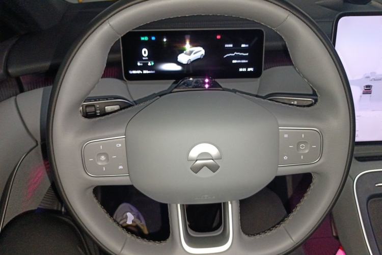 Used Nio ET5T 2025 75 kWh Touring Steering Wheel