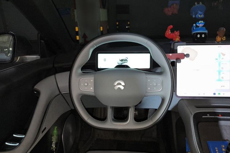 Used Nio ET5T 2025 75 kWh Touring Steering Wheel