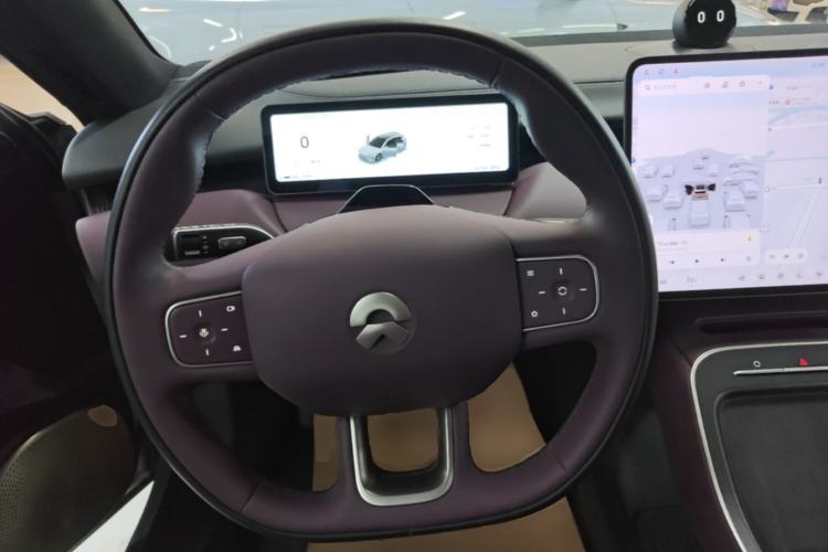 Used Nio ET5T 2025 75 kWh Touring Steering Wheel