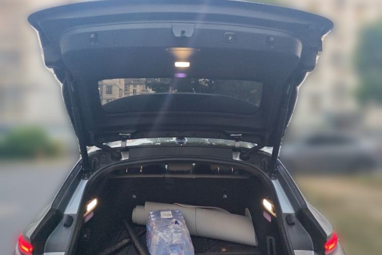 Used Nio ET5T 2025 Model Champion Commemorative Edition, 75kWh Touring Trunk