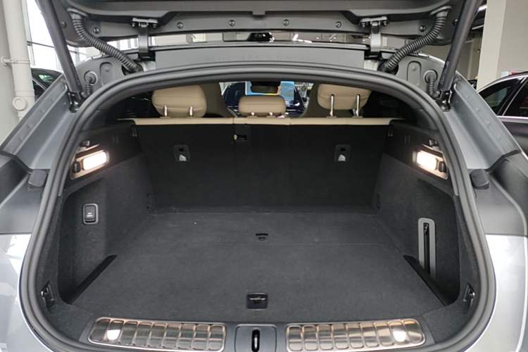 Used Nio ET5T 2025 75 kWh Touring Trunk