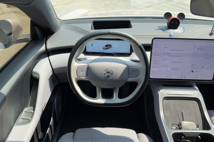 Used Nio ET5T 2025 75 kWh Touring Steering Wheel