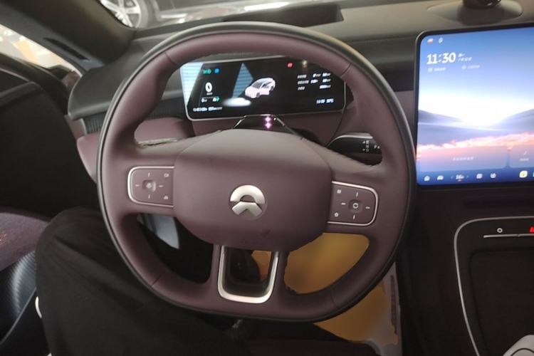 Used Nio ET5T 2025 75 kWh Touring Steering Wheel