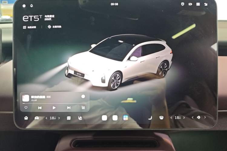 Used Nio ET5T 2025 75 kWh Touring Audio And AC Panel
