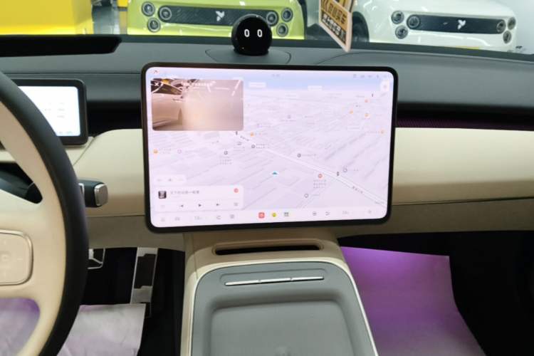Used Nio ET5T 2025 75 kWh Touring Audio And AC Panel