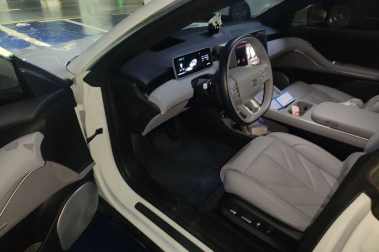 Used Nio ET5T 2025 75 kWh Touring Driver Seat