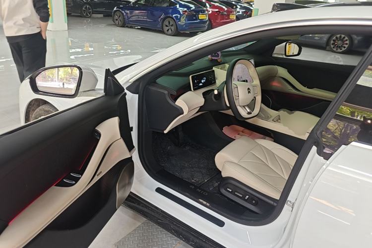 Used Nio ET5T 2025 75 kWh Touring Driver Seat