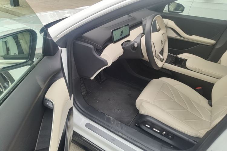 Used Nio ET5T 2025 75 kWh Touring Driver Seat