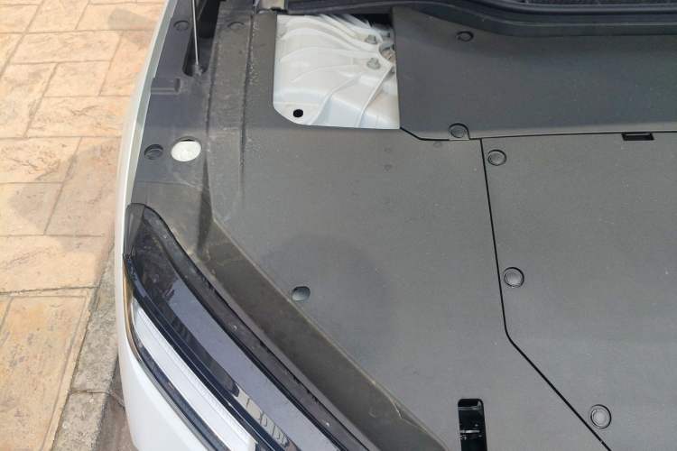 Used Nio ET5T 2025 75 kWh Touring Engine Bay Right