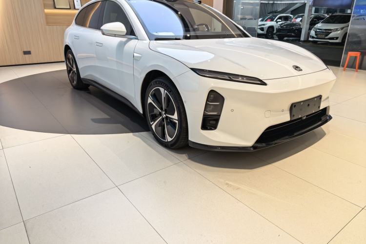 Used Nio ET5T 2025 75 kWh Touring
