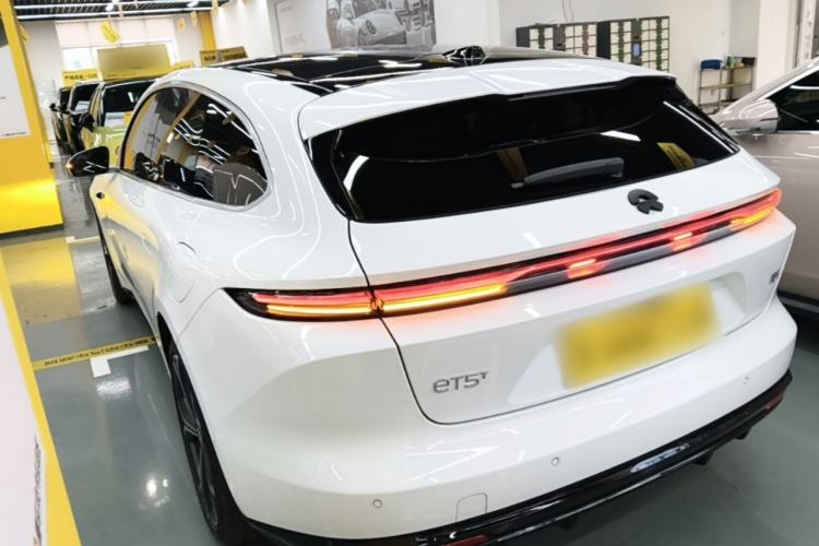 Used Nio ET5T 2025 75 kWh Touring Exterior 2