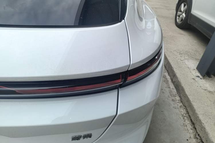 Used Nio ET5T 2025 75 kWh Touring Exterior 3