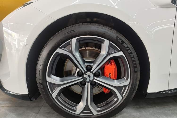 Used Nio ET5T 2025 75 kWh Touring Exterior 4