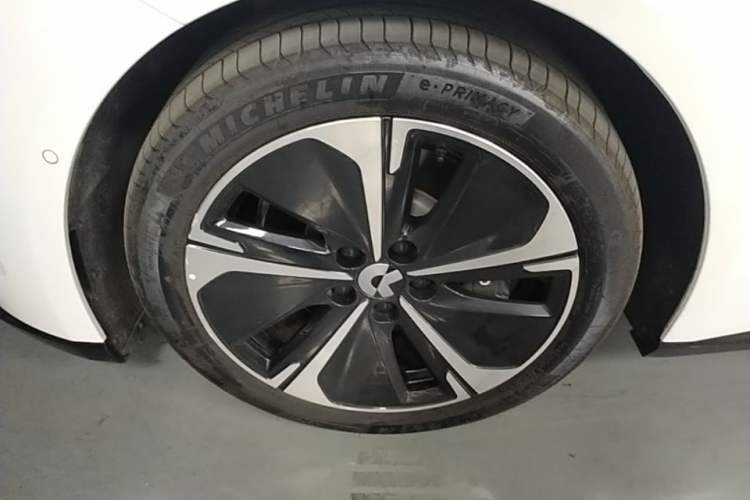 Used Nio ET5T 2025 75 kWh Touring Exterior 4