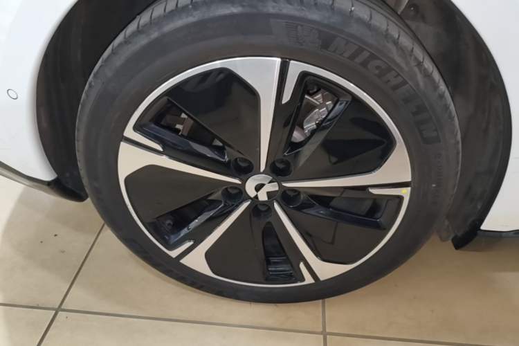Used Nio ET5T 2025 75 kWh Touring Exterior 5