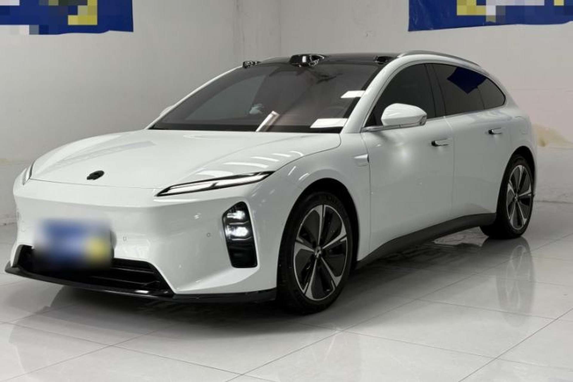 Used Nio ET5T 2025 75 kWh Touring Front Left 45 Deg