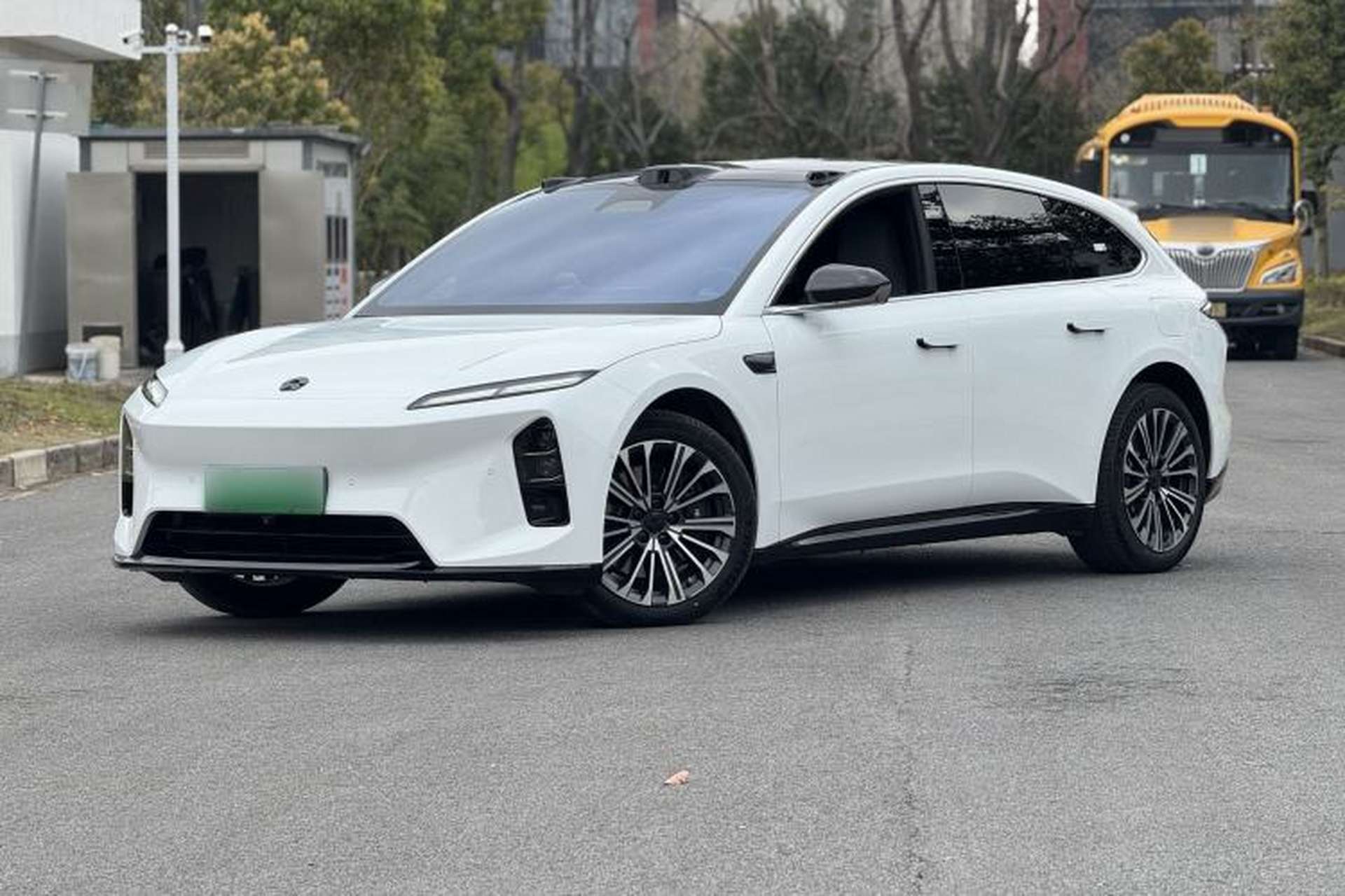 Used Nio ET5T 2025 75 kWh Touring Front Left 45 Deg