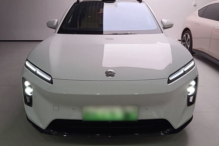 Used Nio ET5T 2025 75 kWh Touring Front