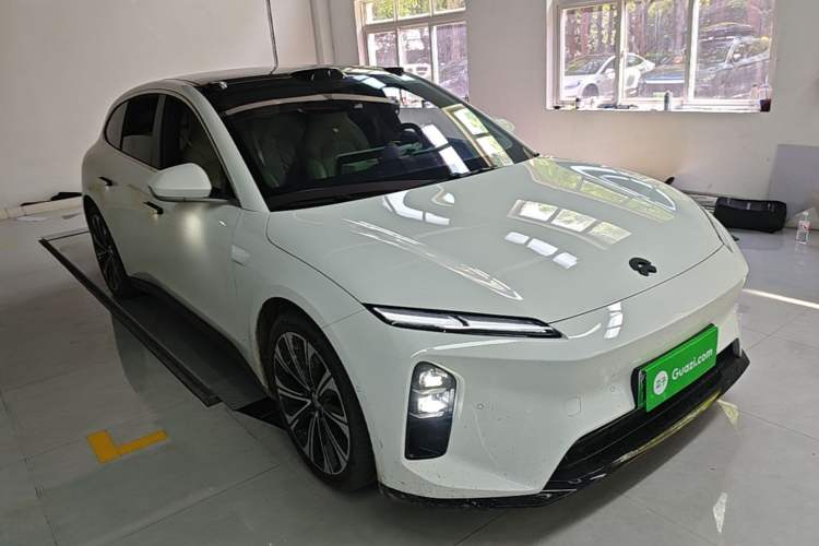 Used Nio ET5T 2025 75 kWh Touring Front Right 45 Deg