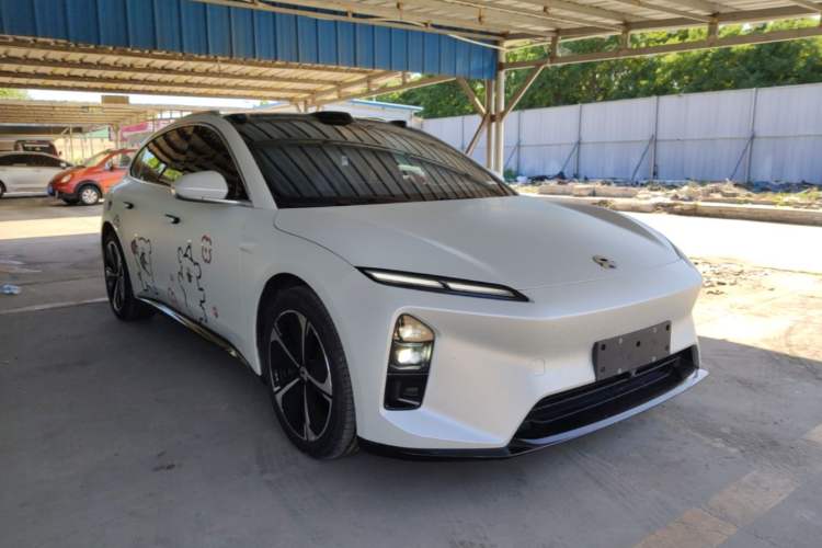 Used Nio ET5T 2025 75 kWh Touring Front Right 45 Deg