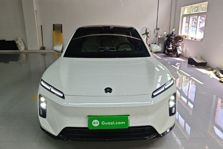 Used Nio ET5T 2025 75 kWh Touring Front