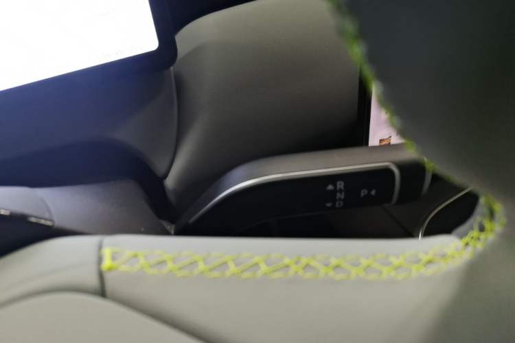 Used Nio ET5T 2025 Model Champion Commemorative Edition, 100kWh Touring Gear Lever