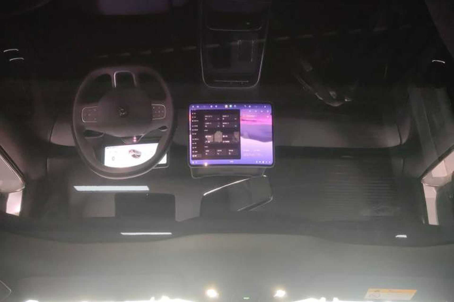 Used Nio ET5T 2025 75 kWh Touring Headliner
