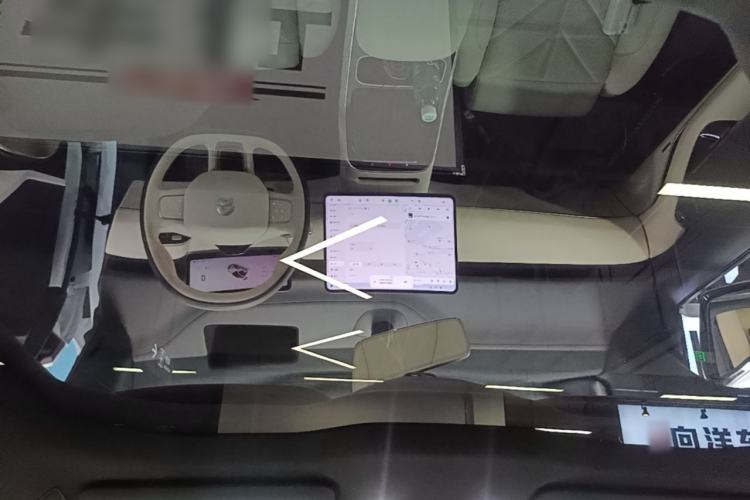 Used Nio ET5T 2025 75 kWh Touring Headliner