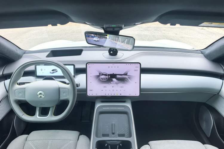 Used Nio ET5T 2025 Model Champion Commemorative Edition, 100kWh Touring Interior 1