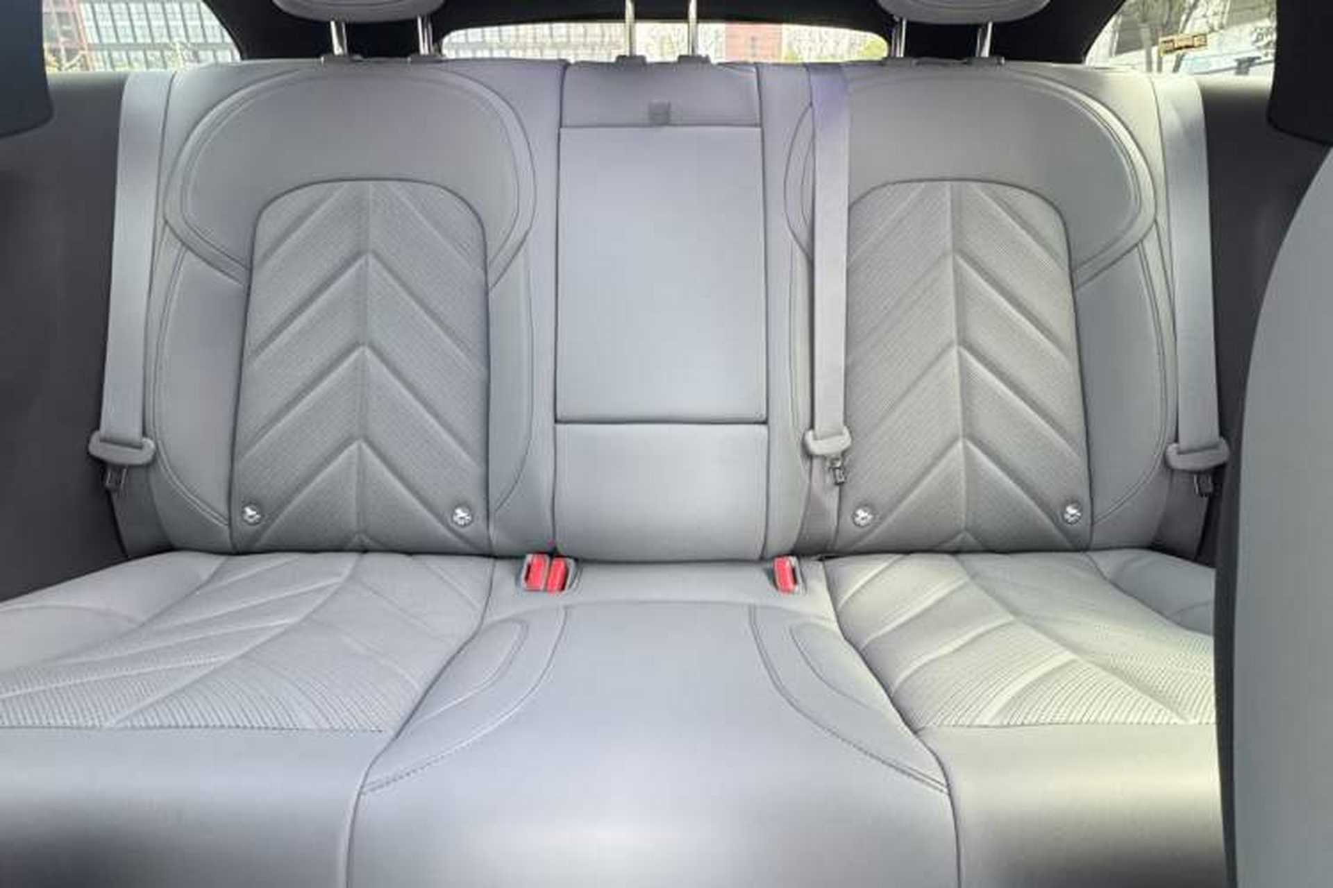 Used Nio ET5T 2025 75 kWh Touring Interior 2