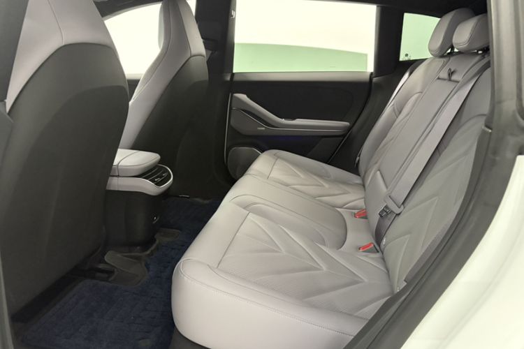 Used Nio ET5T 2025 75 kWh Touring Interior 3