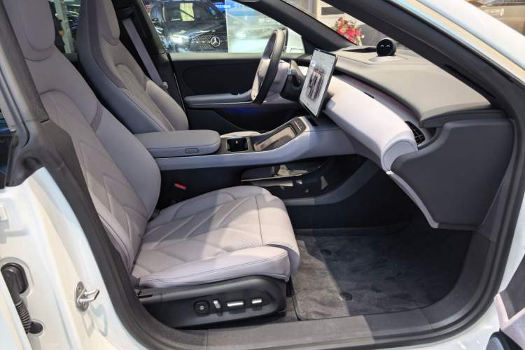 Used Nio ET5T 2025 75 kWh Touring
