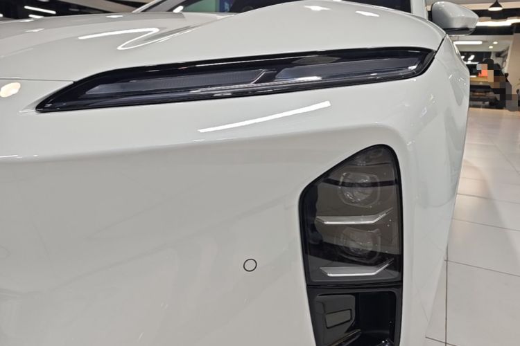 Used Nio ET5T 2025 75 kWh Touring Left Front Headlight