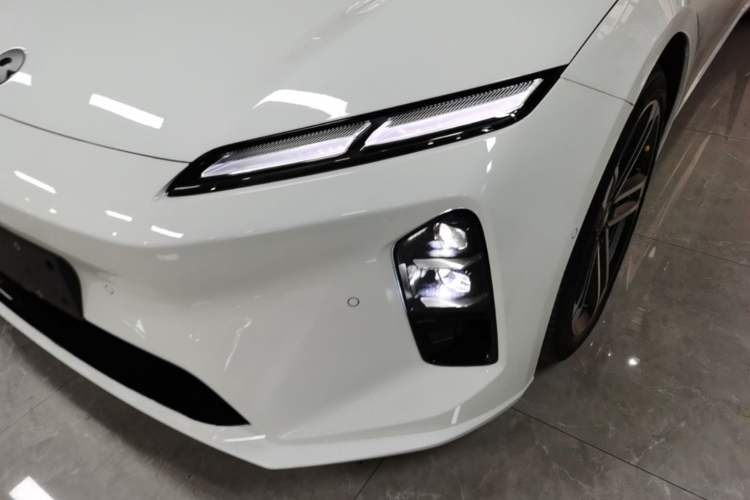 Used Nio ET5T 2025 Model Champion Commemorative Edition, 100kWh Touring Left Front Headlight